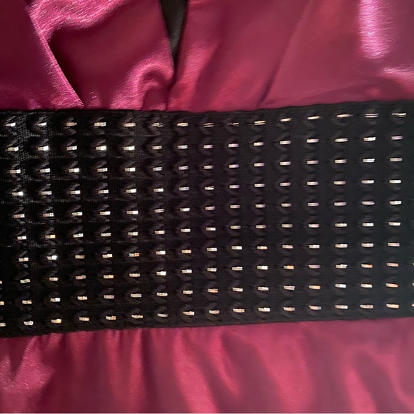 Women’s/Juniors Strapless Dress- Size 4 - Picture 5 of 8